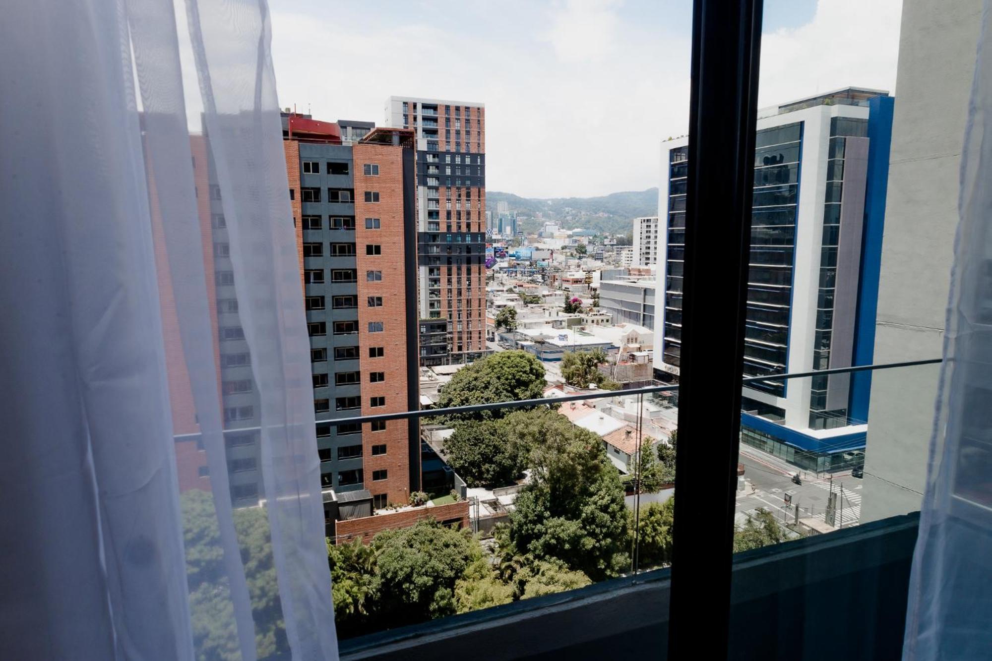 Apartamento De Lujo En Zona 10 Città del Guatemala Esterno foto